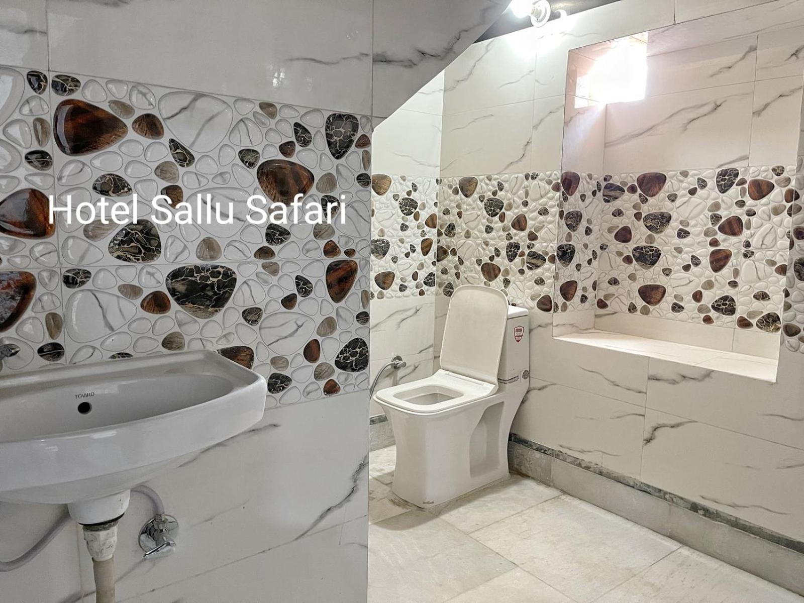 Hotel Sallu Safari Jaisalmer Eksteriør billede